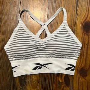 Reebok Women’s padded sports bra, size large, new without tags